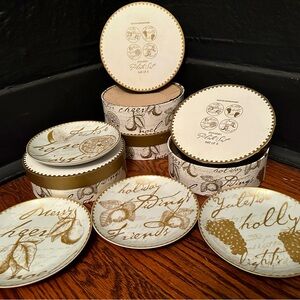 BOSTON WAREHOUSE - Porcelain Christmas Plates Dishes - Set of 16 - GOLD FRUIT